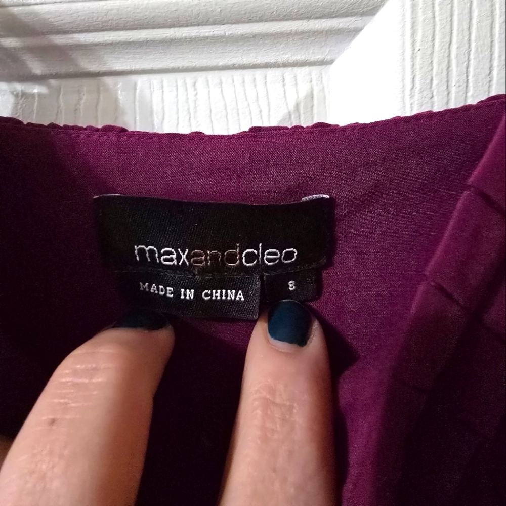 Max & Cleo Pleated/Plisse Mini Cocktail Dress, V-Neckline, Pintuck, Y2K, EUC! - Picture 9 of 10